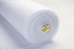Light Fluffy Wadding Clothing Quilts Made Synthetic Fibers 80 Gr 100x150 Cm Vlieseline 281