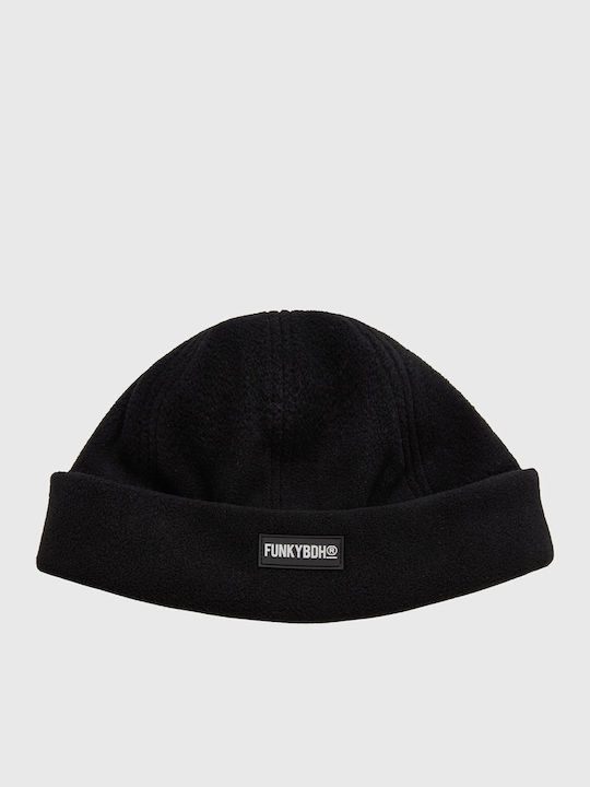 Beanie Beanie Knitted in Black color