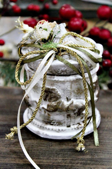 Gerakis Christmas White Candle 11x8.7cm