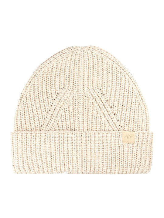 Beanie Beanie Knitted in Beige color