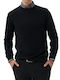 Schwarzer Pullover