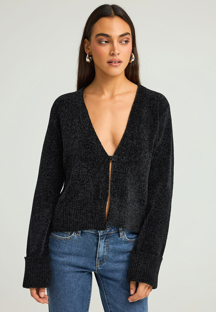 Gynaikeia Royxa Nouise Mayro Set Top Zaketa Panteloni Nouise Black Knit Set With Oversized Cardigan And Pants