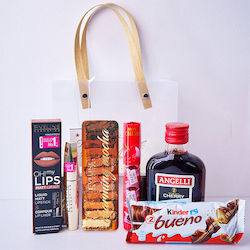 Pachet Cadou Frumusețe Eveline Cosmetics Ruj Lichid Mat Eveline Cosmetics Mascara Eveline Farduri De Ochi Mocha Fermecătoare 5 Praline Cireșe Mon Kinder Bueno Angelli Lichior De Cireșe 200ml În Geantă Asortată Cremă