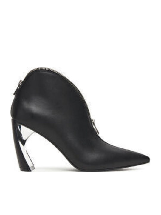 United Nude