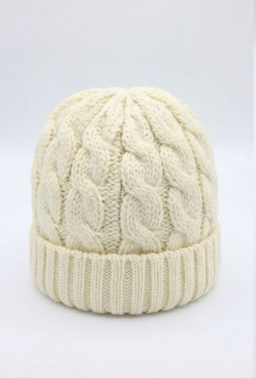 Beanie Beanie with Knit in White color