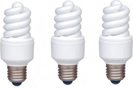 Set 5 Lămpi Fluorescente Panasonic Soclu E27 Putere 13w Formă Spirală Lumină Alb Rece Alimentare 220 240 V "efd13e672v-3" Sigiliu Verde 2,25 Lei