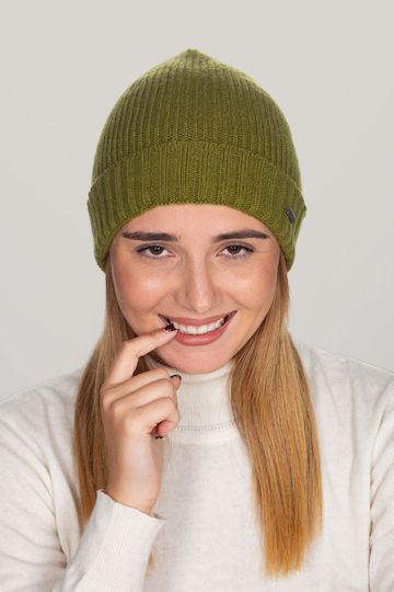 Beanie Beanie Knitted in Green color