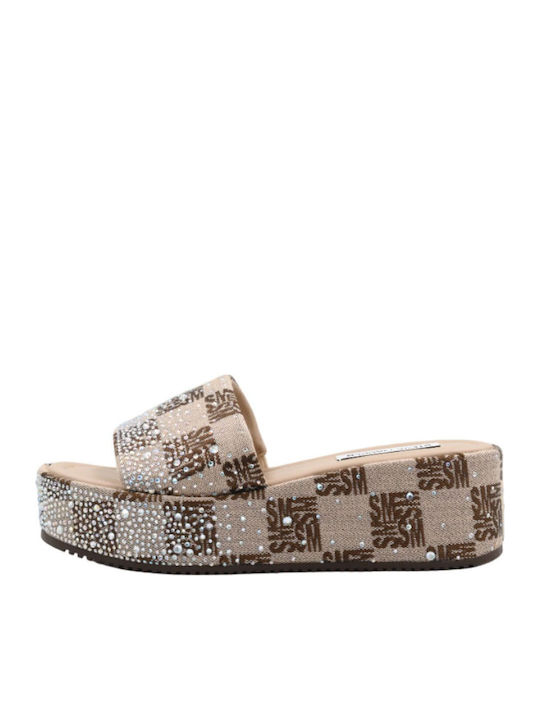 Mules with Heel in Beige Colour