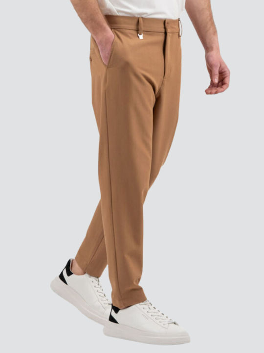 Elastic Trousers in Regular Fit Cinnamon