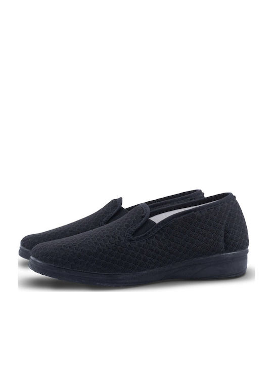 Closed-Toe Women's Black Slippers