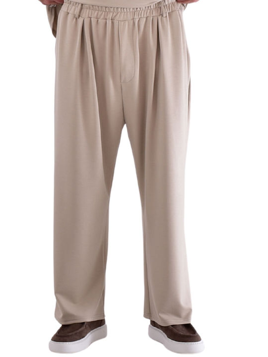 Trousers in Loose Fit Vanilia