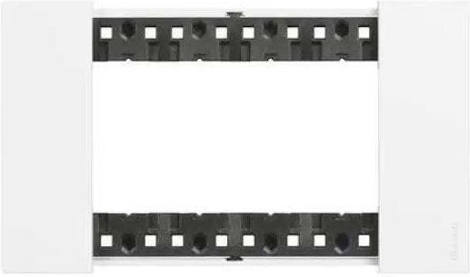 Four-module Frame Living Now Legrand White