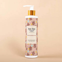 Moisturizing Body Cream with Caramel Perfume for All Skin Types 1 Piece Moisturizing Body Cream with Caramel Perfume for All Skin Types 1 Piece