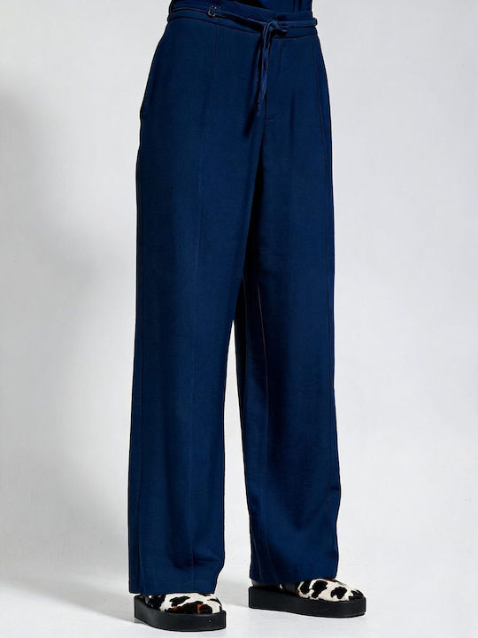 Tresor Women's High Rise Pantaloons in Slim Fit...