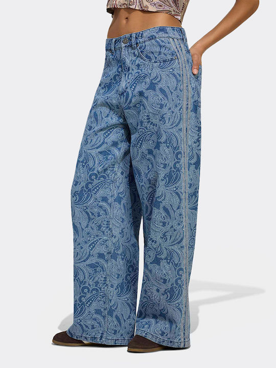 Women's Jean Pants Mid Rise in Straight Leg Style