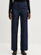 Women's Jean Pants in Straight Leg Style