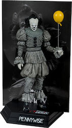 Mcfarlane Toys Pennywise Posed Figure Figure