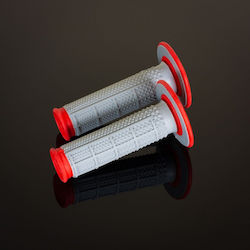 Renthal Mx Dual Compound Tapered Half Waffle Grips Two-component Color Gray Red Renthal Mx Dual Compound Tapered Half Waffle Grips Two-component Color Gray Red