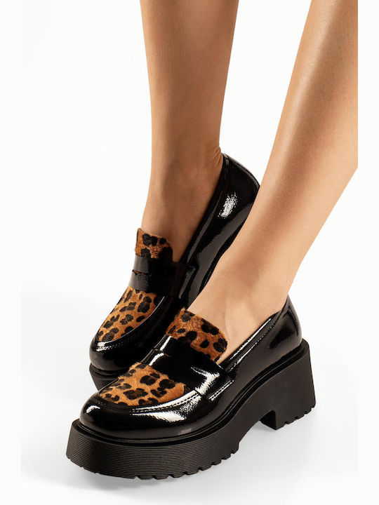 Women's Loafers in Black Colour
