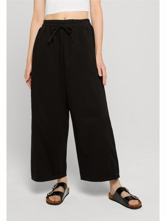 Urban Classics Women's Fabric Capri Trousers in...