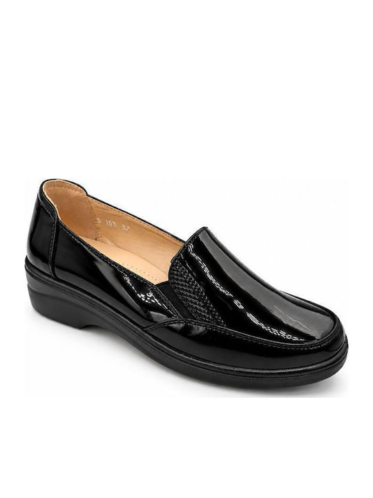 Patent Leather Women's Moccasins in Black Colour