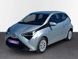 Toyota Gebrauchtwagen Toyota Aygo X-Play MMT 21 Toyota Gebrauchtwagen Toyota Aygo X-Play MMT 21