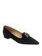 Schwarze Lederpumps mit niedrigem Absatz